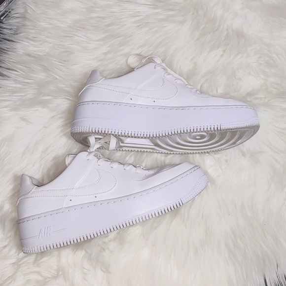 Nike Shoes - Nike Air Force 1 Sage size 8